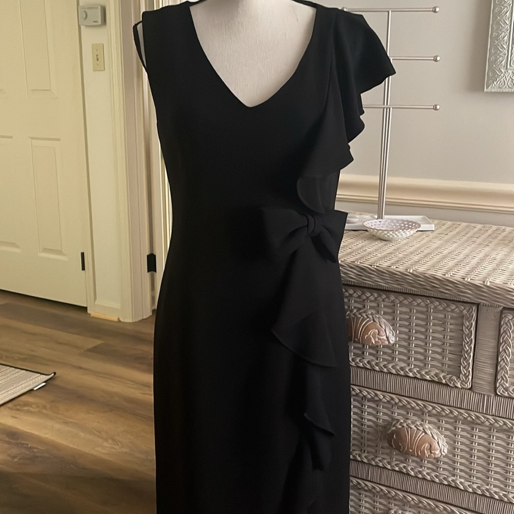 Rikki Freeman for Terri John Black Formal Asymmetrical Dress with Bow Size 10 - Picture 5 of 16